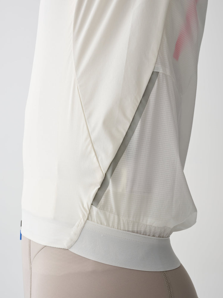 Flow Vest White